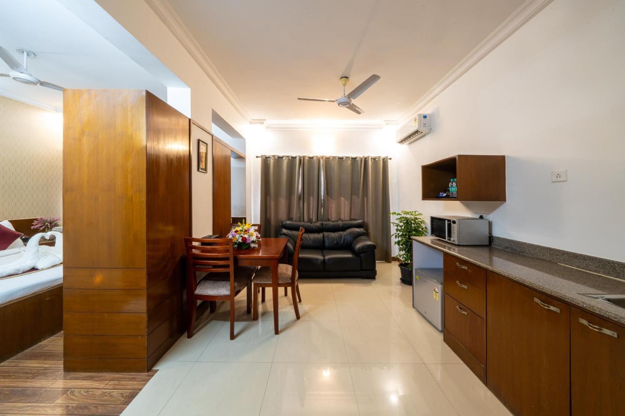 Lords Midtown Hotel